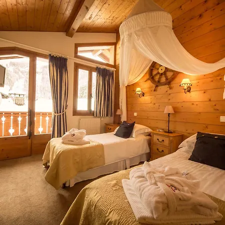 Et Au Coin Du Feu Chilly Powder Hotel 4*