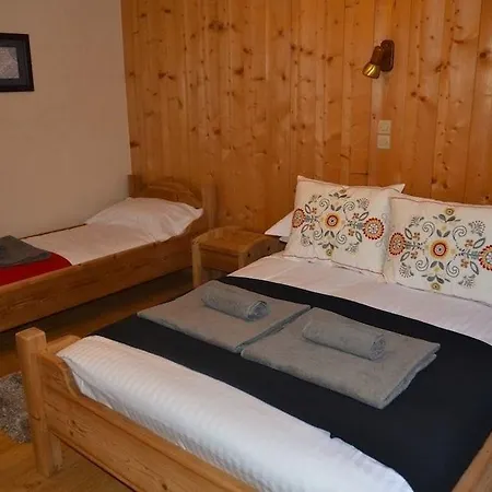 Et Au Coin Du Feu Chilly Powder Hotel Morzine